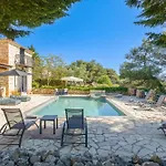 Villa Niovi By Sealand Villas